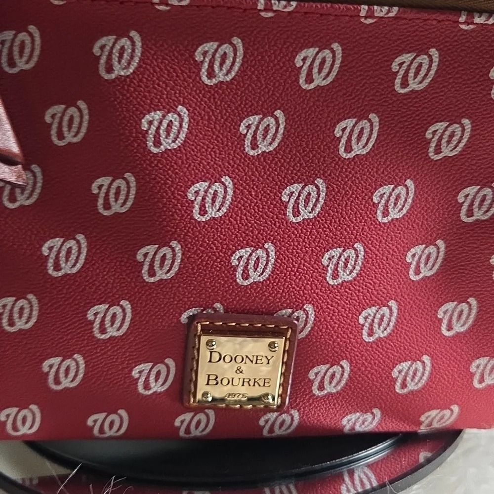 Dooney & Bourke NWTs MLB Washington Nationals Zip Crossbody